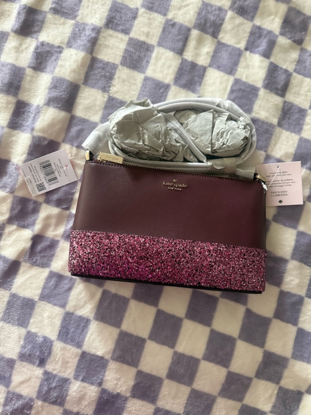 Kate Spade Cherrywood Crossbody with mixed pink/silver Glitter Accents 🍒 💖
